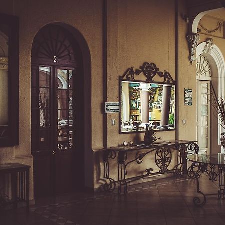 Hotel Posada Regis Guadalajara Esterno foto