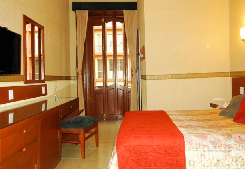 Hotel Posada Regis Guadalajara Esterno foto