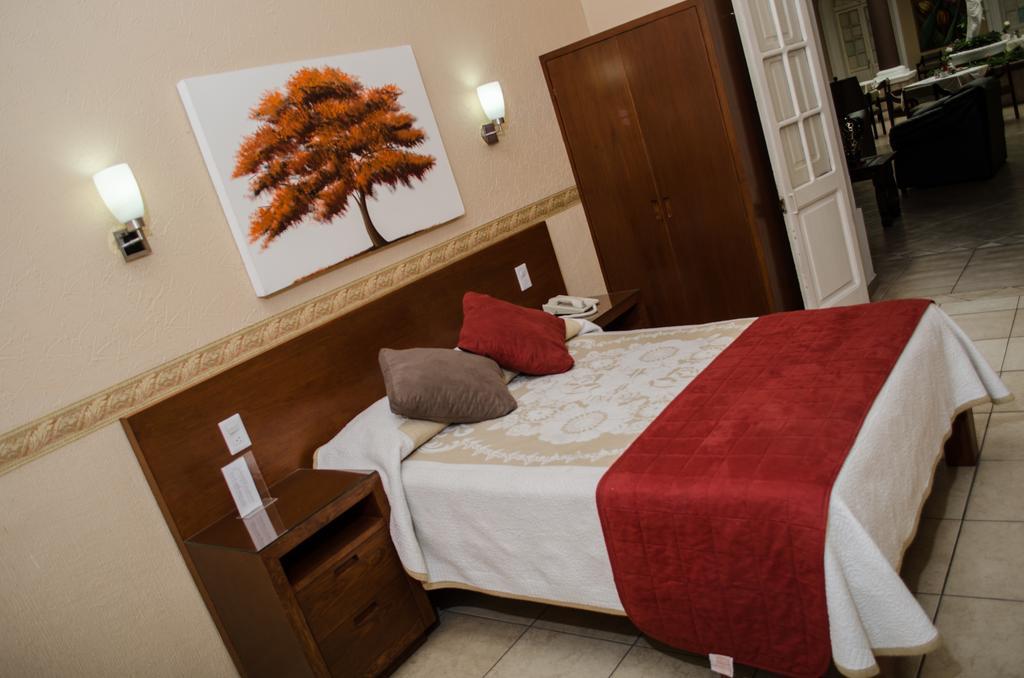 Hotel Posada Regis Guadalajara Esterno foto