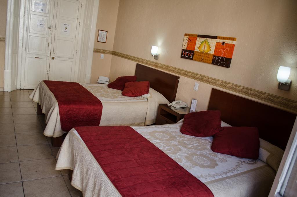 Hotel Posada Regis Guadalajara Esterno foto